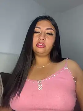 Snapshot of Issa_Santana chatting on May 2026 07:43:02 PM Issa Santana online show from May 2026 07:43:02 PM