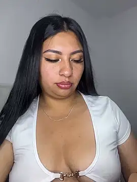 Snapshot of Issa_Santana chatting on May 2026 09:34:01 PM Issa Santana online show from May 2026 09:34:01 PM