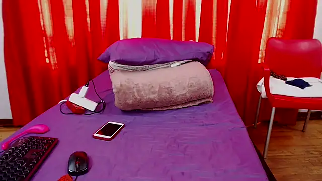 SexyBustyBoobs online show from October 2025 04:45:01 AM