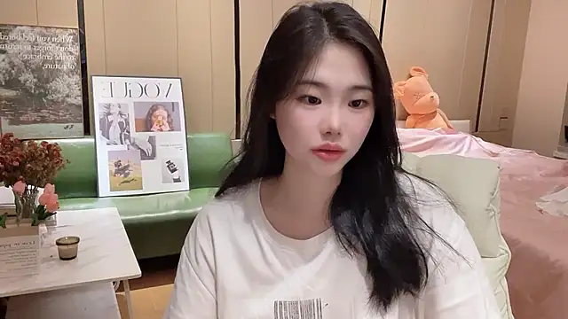 suki-1 online show from October 2025 03:42:01 PM