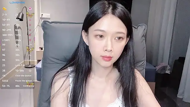 NiNi-baby520 online show from October 2025 03:11:01 PM