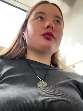 StephanieMur online show from September 2025 06:04:02 AM