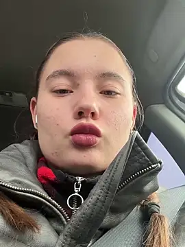 StephanieMur online show from November 2025 03:51:02 AM