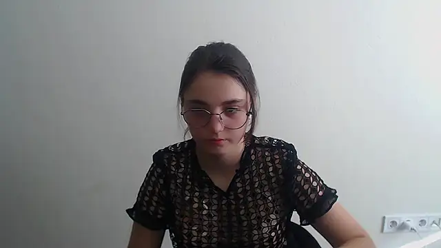 Sun Shine   online show from July 2026 03:25:01 PM
