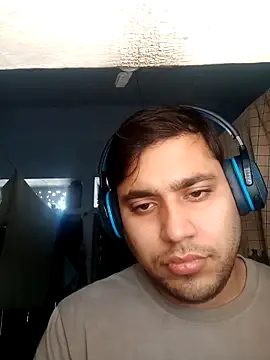 Snapshot of Desirock001 chatting on February 2026 07:56:01 AM Desirock001 online show from February 2026 07:56:01 AM