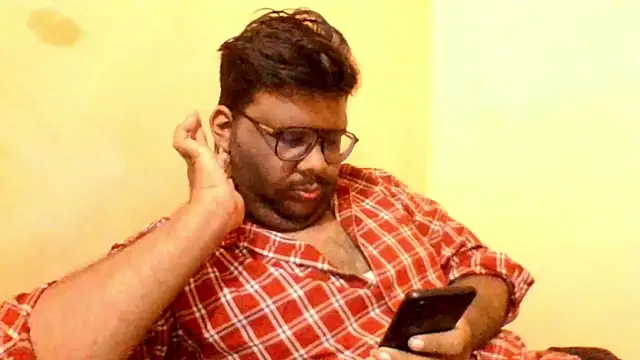 Snapshot of brownbear6 chatting on October 2025 06:23:01 PM brownbear6 online show from October 2025 06:23:01 PM