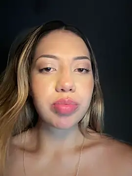 MissCat  online show from January 2026 12:38:02 AM