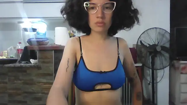 loliporomero online show from October 2025 12:53:01 AM