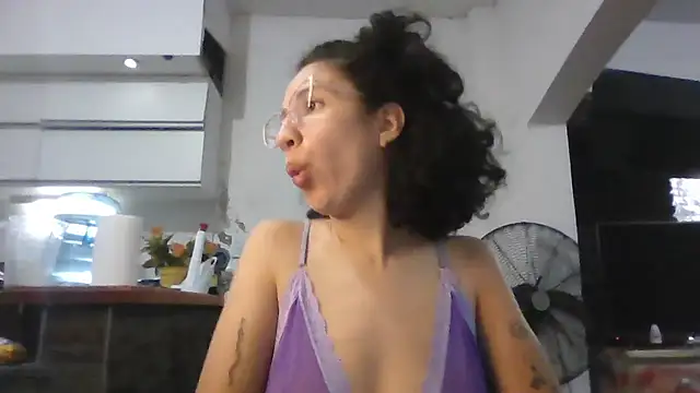 loliporomero online show from November 2025 01:04:02 AM