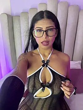 daphnevans online show from January 2026 12:36:02 AM