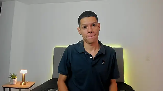 milo cruz online show from December 2025 09:36:01 AM