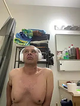 Snapshot of NiftyCaptain3 chatting on February 2026 09:43:02 AM NiftyCaptain3 online show from February 2026 09:43:02 AM