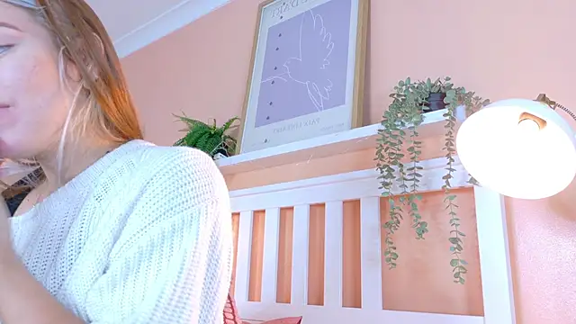 BelaMiller  online show from September 2025 11:32:02 AM