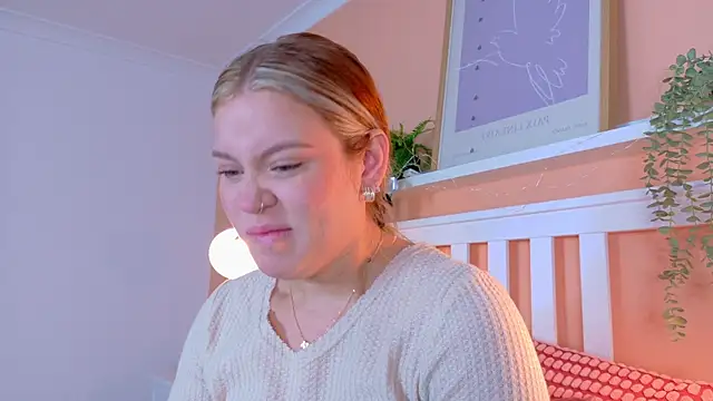 BelaMiller  online show from September 2025 11:43:01 AM