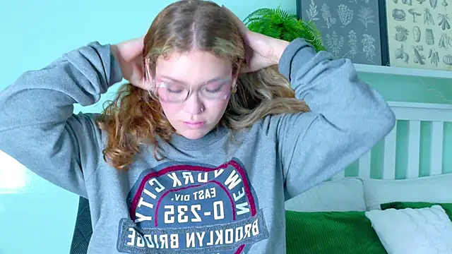 BelaMiller  online show from November 2025 11:42:02 AM