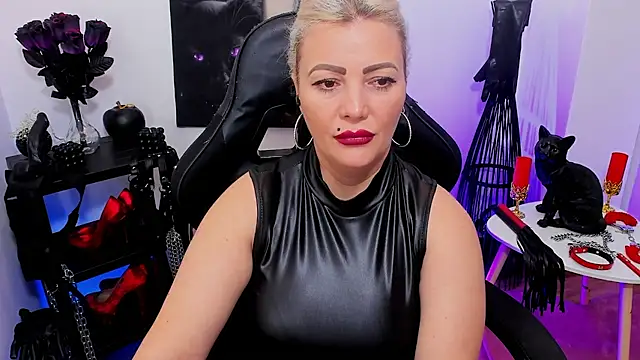 demisweet online show from February 2025 02:48:02 PM