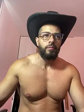 magnumchris online show from July 2026 02:33:01 PM