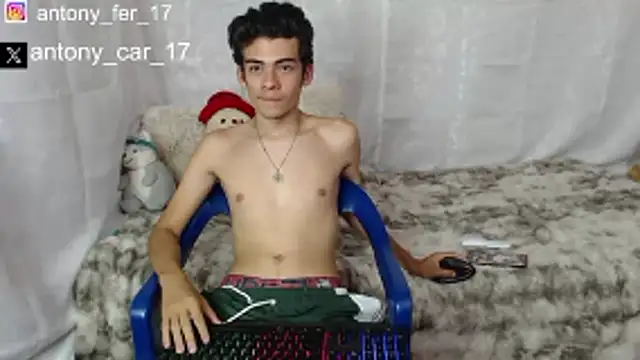 Snapshot of Rimuru17 chatting on October 2025 07:45:02 PM Rimuru17 online show from October 2025 07:45:02 PM