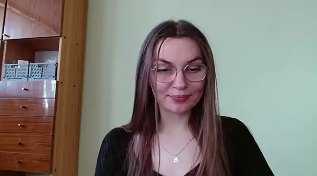 LooveELLYx online show from January 2025 11:46:01 AM