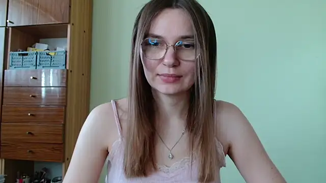 LooveELLYx online show from September 2025 06:39:02 AM