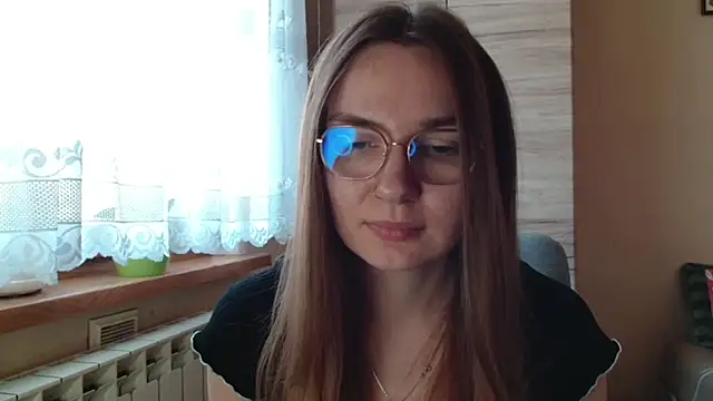 LooveELLYx online show from November 2025 07:33:02 AM