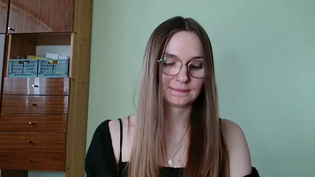 LooveELLYx online show from February 2026 02:34:01 PM