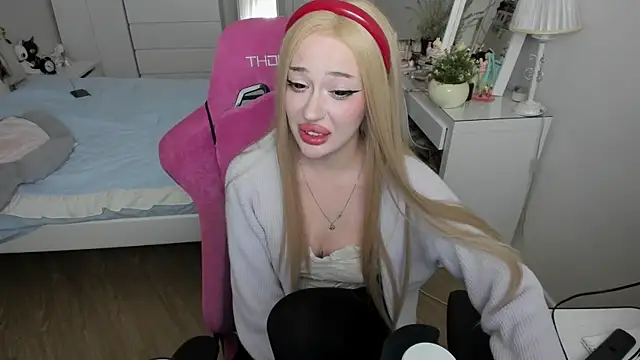 saadnesstyan online show from October 2025 12:41:02 PM