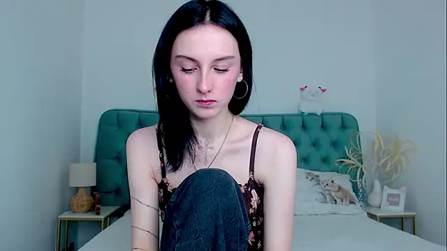 Little moly999 online show from October 2025 09:01:01 PM