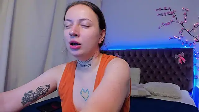 LilaVame online show from October 2025 07:35:02 PM