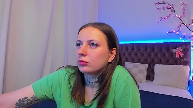 LilaVame online show from October 2025 07:57:02 PM