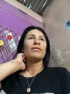 karinnahotdirty online show from September 2025 06:30:02 PM