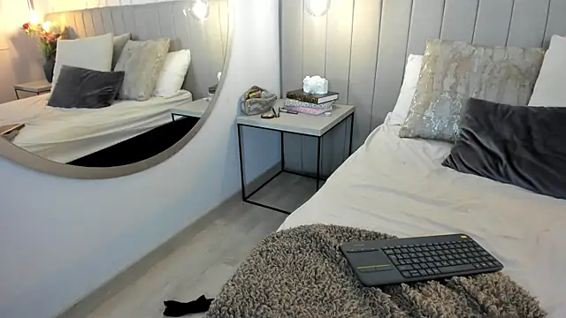 Karlla Brown online show from March 2026 12:32:02 AM