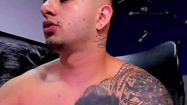 king falconer online show from December 2025 01:44:02 AM