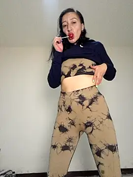 Oriana111 online show from October 2025 04:46:01 AM