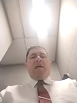 BigCristh79 online show from September 2025 02:11:02 PM