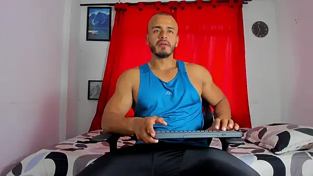 magnusclark online show from November 2025 06:41:02 PM