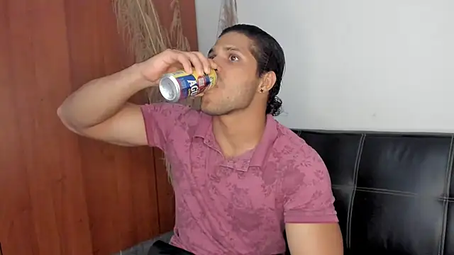 Evansdark1 online show from October 2025 11:34:01 PM