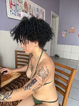 CamillyBlum online show from October 2025 02:02:01 PM