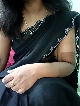 Snapshot of Laxmipriyatamil chatting on May 2026 10:26:02 PM Laxmipriyatamil online show from May 2026 10:26:02 PM