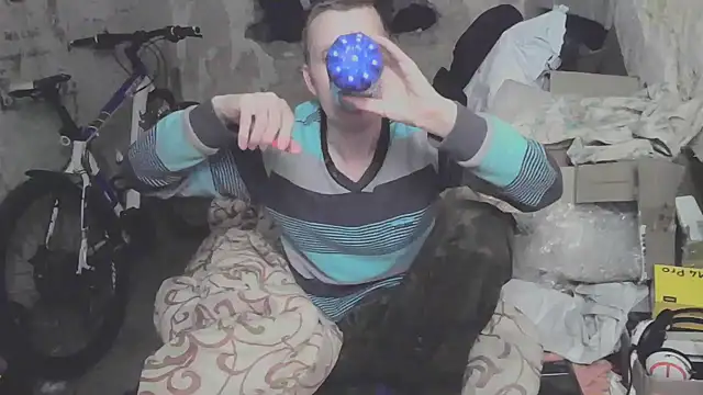 makarov1993 online show from October 2025 06:17:02 PM