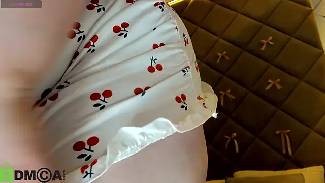 Chloee White online show from April 2026 09:15:01 AM