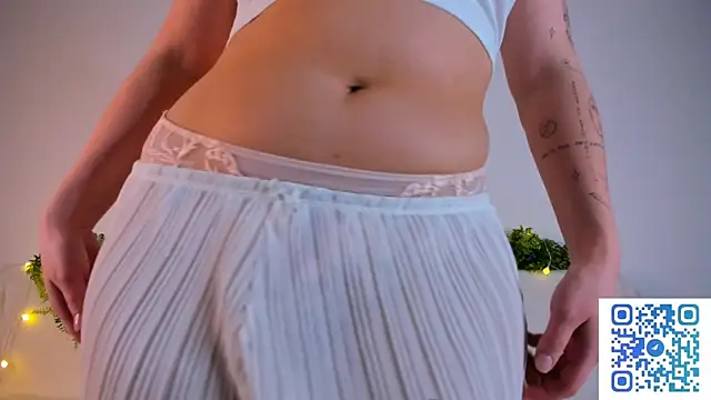 Snapshot of girlllsooft chatting on October 2025 01:55:02 PM girlllsooft online show from October 2025 01:55:02 PM