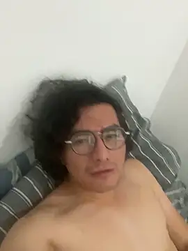 Snapshot of long_nigth chatting on May 2026 06:16:02 PM long nigth online show from May 2026 06:16:02 PM