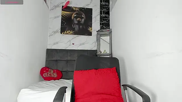 afrodita n ares online show from November 2025 07:58:01 PM