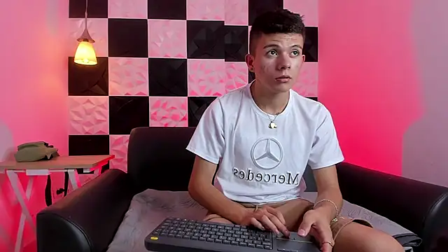 AndyFame1 online show from September 2025 07:08:02 PM