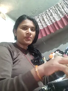 couple 71 online show from December 2025 05:37:02 AM