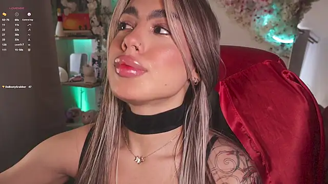 Miila snow online show from September 2025 02:16:01 PM