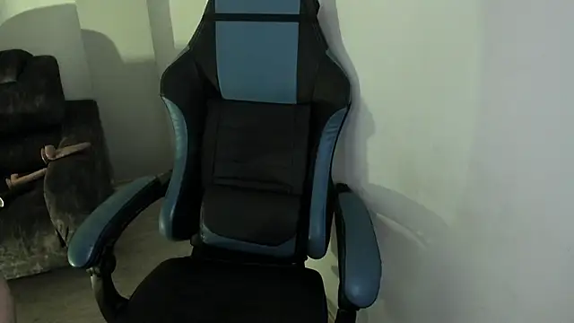 Scarbadgirl  online show from October 2025 03:17:01 AM