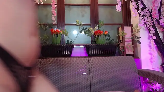 samara selene online show from July 2026 03:23:01 AM
