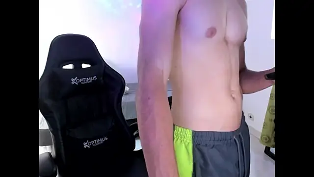 Oliver and kalypso online show from September 2025 10:24:02 PM